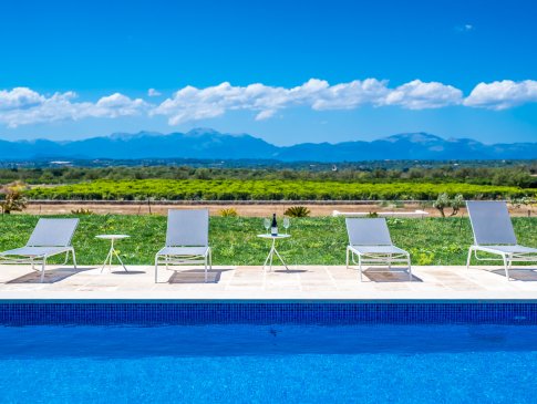 Fantastischer Ausblick vom Pool der Finca Son Quillot 2, Ariany