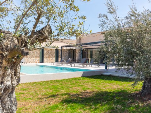 Blick vom Garten zum Anwesen, Finca Son Quillot, Ariany