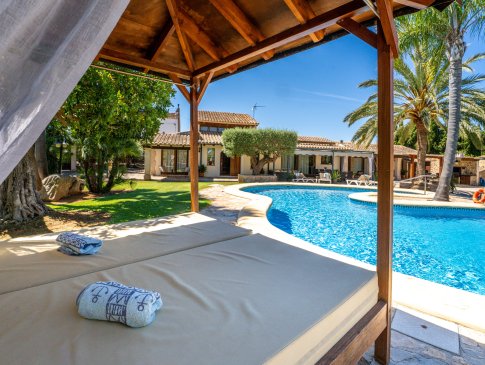 Blick vom Daybed am Pool, Finca Vela, Muro