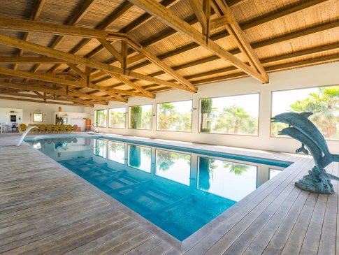 Indoor-Schwimm-Pool, Finca Son Perot, Maria de Salut