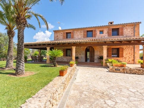 Finca Auba Gran, Muro