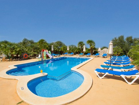 Pool mit abgetrenntem Kinderplanschbereich, Finca Sa Pedrera, Playa de Muro, Can Picafort