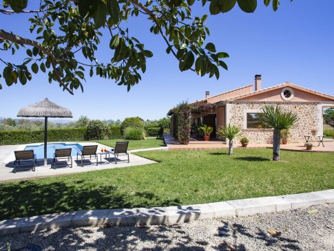 Chillen am Pool mit weitem Blick, Finca Oliveres, Muro