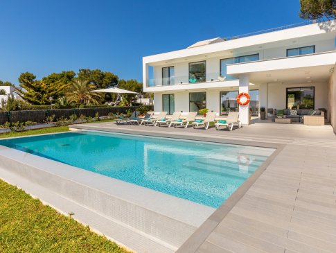 Pool mit Wohngebäude, Villa des Port, Cala D'Or