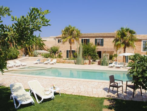 Pool mit abgetrenntem Kinderplanschbereich, Finca Mondrago Duri, Porto Petro