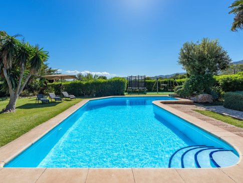 Großer Pool mit Zugang über römische Stufen, Finca Les Murteretes, Pollensa